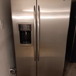 Stainless Steel GE Refrigerator 