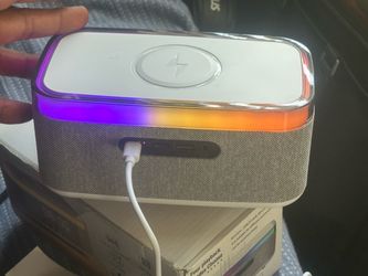 Bluetooth Speaker with Wireless Charging Pad