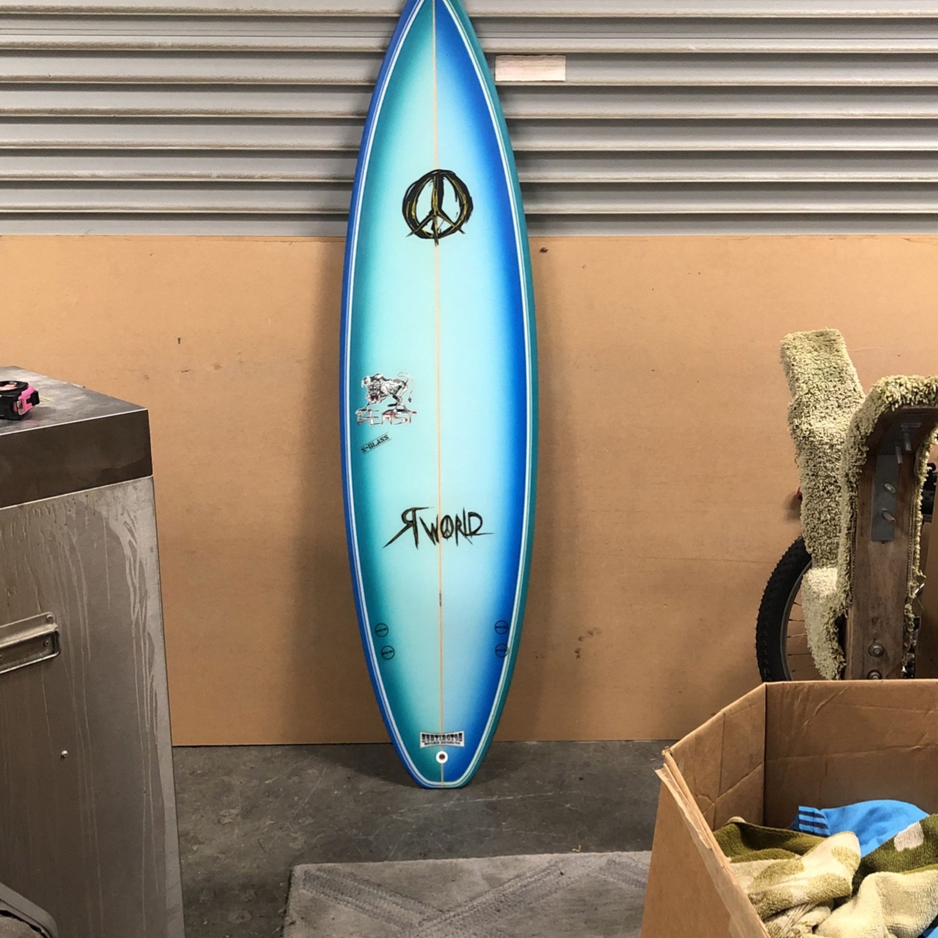FCD 5'7” Wild Boar Surfboard