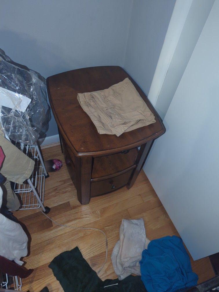  Table With Drawer