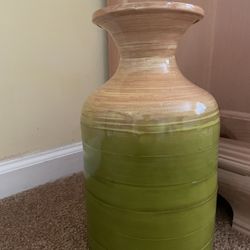 Decorative Lightweight Vase 