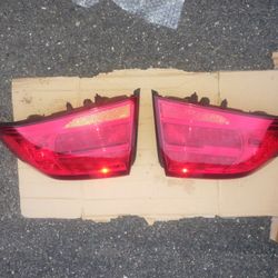Acura TL  04-08  TaiL Lights