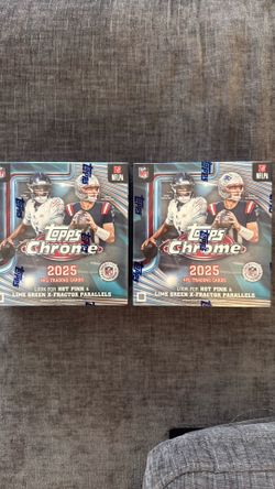 2025 Topps Chrome NFL Football Sealed FANATICS EXCLUSIVE Mega Box In Hand