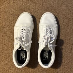 Men’s Size 11 White Vans Unworn