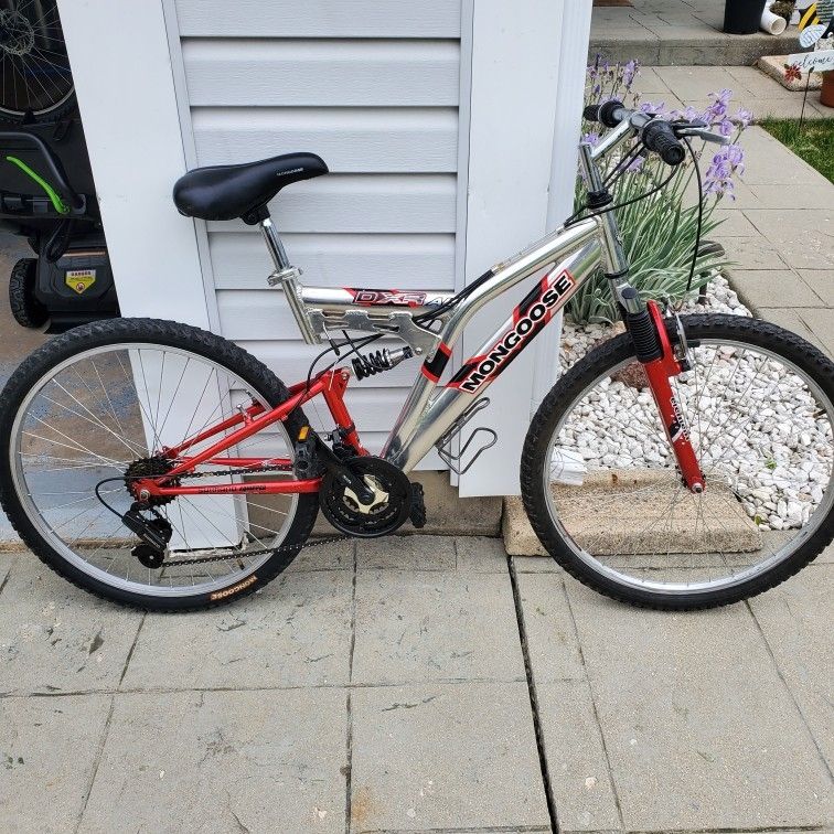 Bicicleta mongoose dxr al hotsell