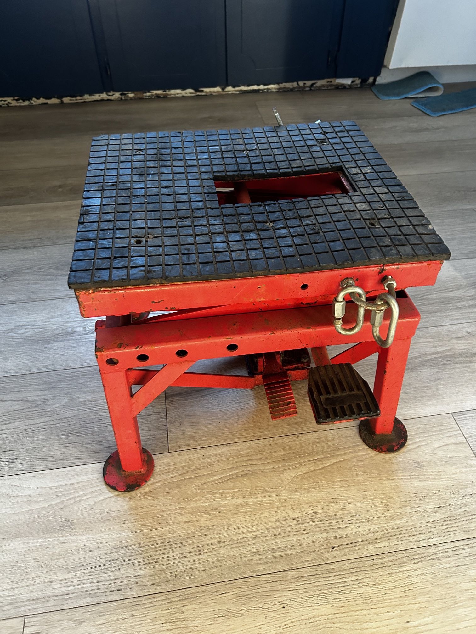 Motorcycle Lift Stand