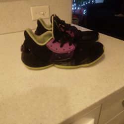 James Harden Vol 4 Size 5.5