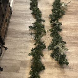 2 Garlands 