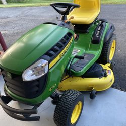 John Deere E170