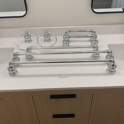 MOEN Bathroom Towel Hardware Set (2 Sets) Chrome Finish
