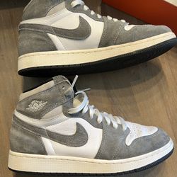 Air Jordan 1 Gray, And White7Y