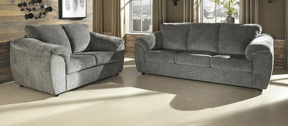 Luxury grey couch and Loveseat set!