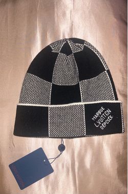 LV beanie gray and black