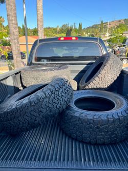 BF Goodrich 285/70R17