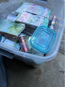 Huge tub of crafting material new