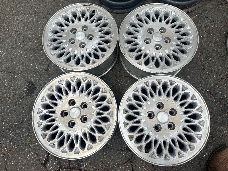 16 inch lacy snowflake Minivan rims 5 on 4.5 Dodge chrysler Plymouth -T06370