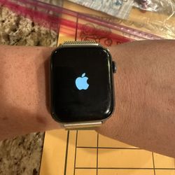 Apple Watch Series 6 Plus Charger and Two Bands