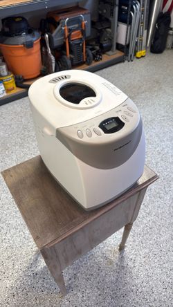Hamilton bread Maker