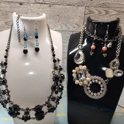 #1988, RARE VTG LOT OF NECKLACES AND EARRINGS, GREAT PRICE!!
