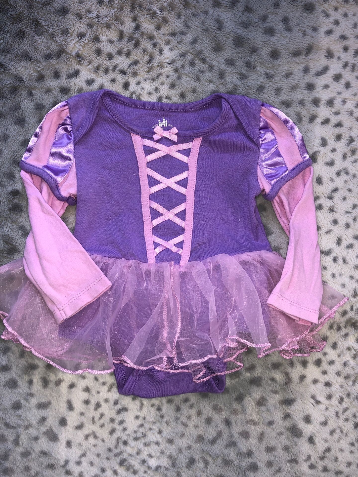 Disney Store Tangled Princess Rapunzel Onesie Costume Bodysuit Size 6-12 Months