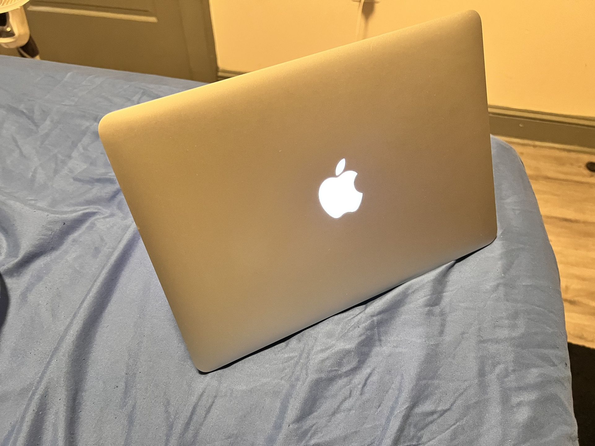 2012 MacBook 13 Inch