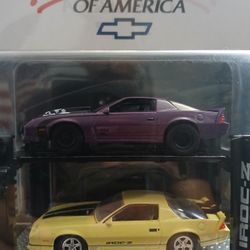 1985 Chevrolet Camaro IROC-Z, part of the Auto-Lift R23 M2 Machines Diecast Model