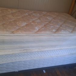 Twin BED With MATTRESS & BOXSPRING