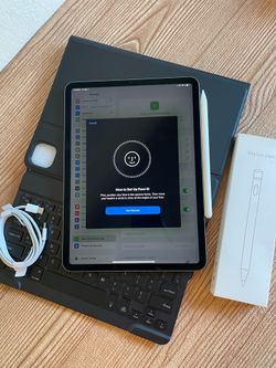 Apple iPad Pro 11 (2nd Generation/ Face ID) 128GB With  Keyboard &  Pencil
