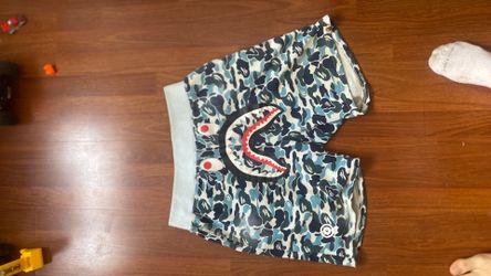 OG BAPE USED AND LITTLE BIT DIRTY