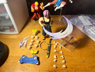 Trading this tosenarttoys trunks for Shf street fighter
