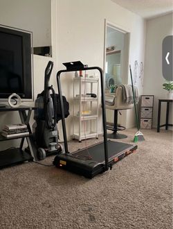 8.7 MPH Walking Pad Treadmill - Great Condition (Like New)