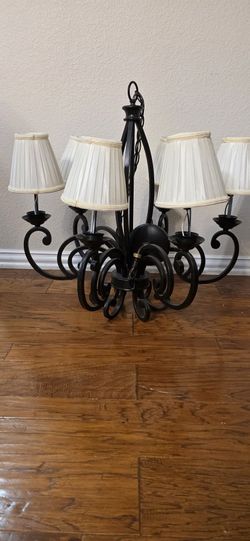 Chandelier 