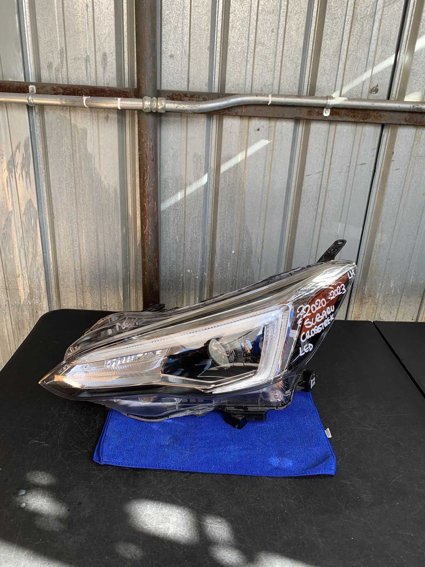 2020 2021 2022 2023 SUBARU CROSSTREK LEFT SIDE HEADLIGHT LED OEM USED
