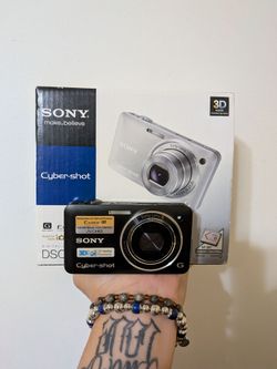 Sony Cyber-shot DSC-WX5, 12.2 MP, 5x Optical Zoom Compact Camera
