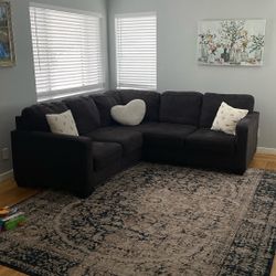 5 Seats Sofa and Carpet 