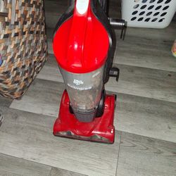 Dirt Devil VACUUM