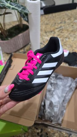 Adidas Girls' Goletto VI FG Cleats & Shin Guards Set (Size 10K) – Like New with Box!