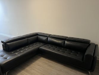 2 Pc Sectional Rooms To Go (Hudson Heights)