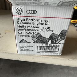 Audi VW SAE 0W-30 Engine Oil 