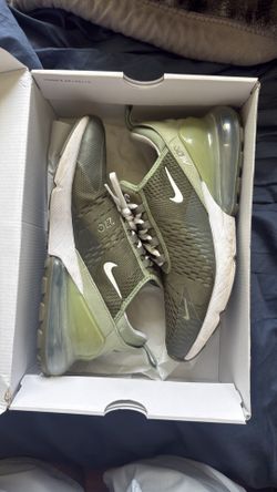 Nike Air max 270 size 9
