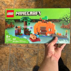 Lego Minecraft Complete Set 