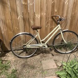 Schwinn Beach Cruiser Light Beige 