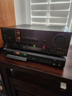 Luxman LV-105 Stereo Integrated Amplifier