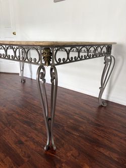 Dinning Room Table