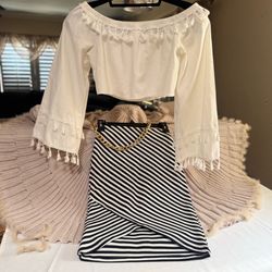 Beautiful Blouse & Skirt 🩶🖤