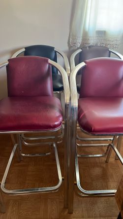 4 High Chair Bar Stool $ 60