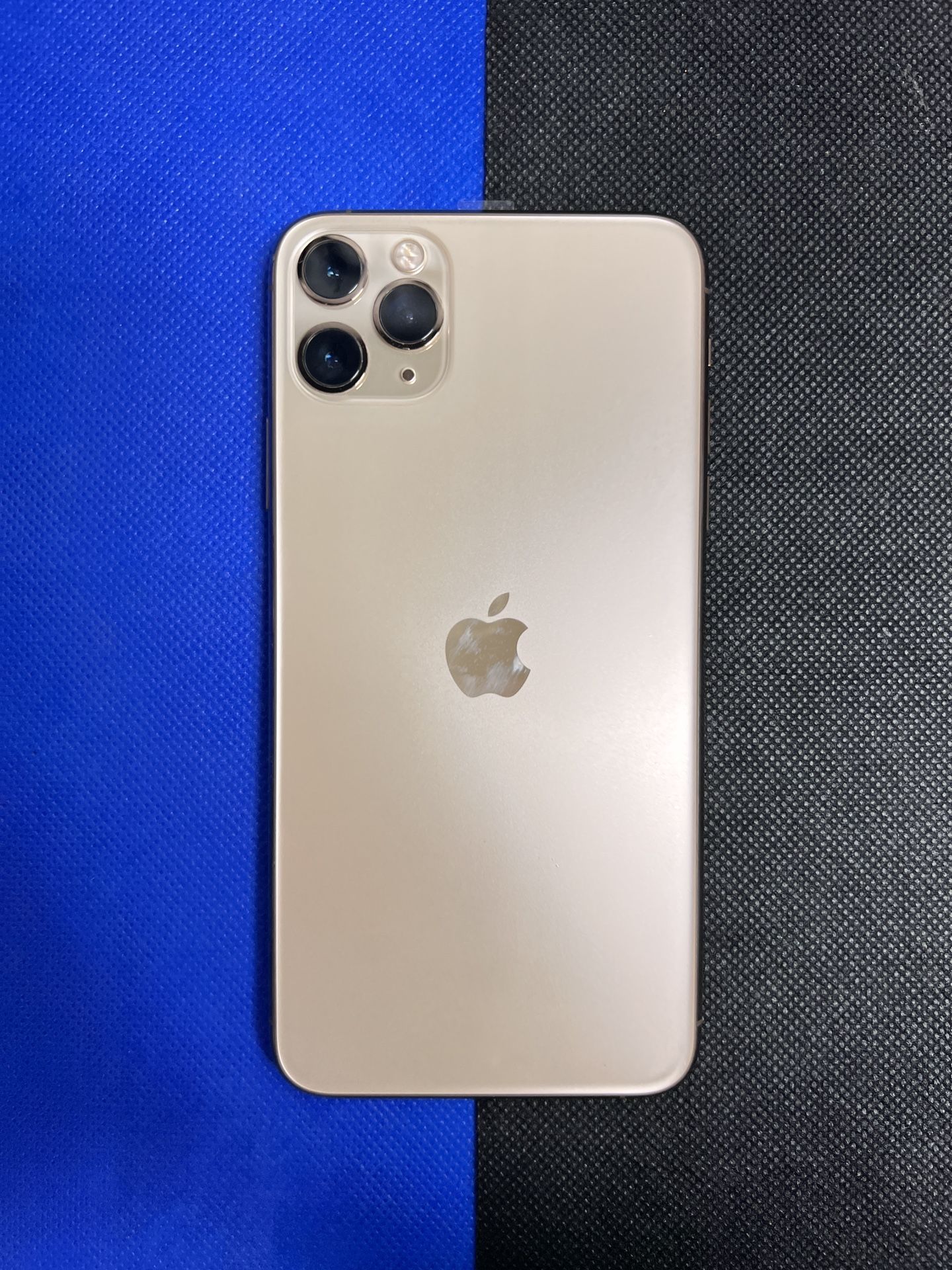 Apple IPhone 11 Pro Max 64GB Unlocked