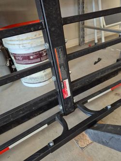 Cargo carrier like new $100
