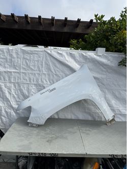 2015 2016 2017 2018 2019 2020 CHEVROLET COLORADO LEFT SIDE FENDER OEM USED