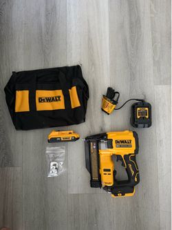 Dewalt Nailer 23 GA